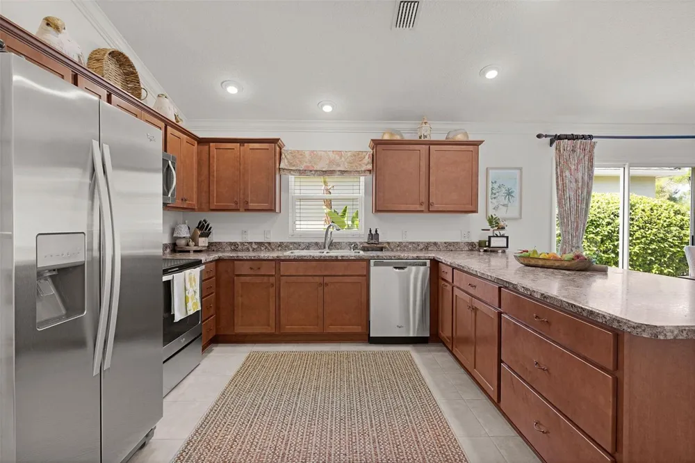 16844 SE 91ST PHILLIPS COURT The Villages, FL 32162