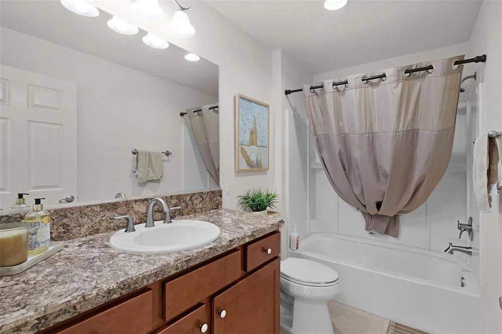 16844 SE 91ST PHILLIPS COURT The Villages, FL 32162