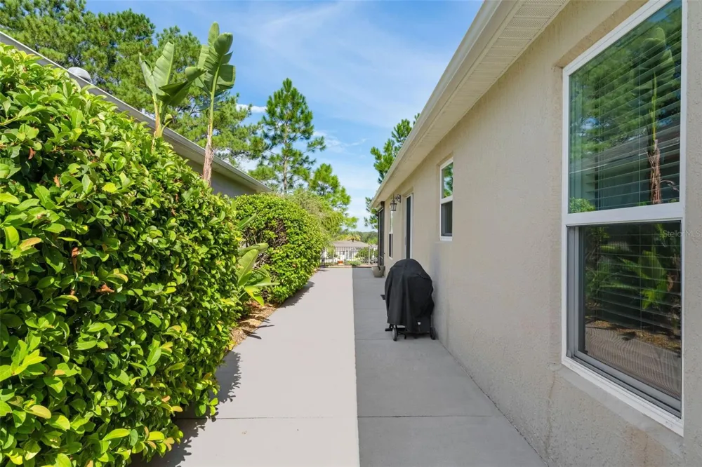 16844 SE 91ST PHILLIPS COURT The Villages, FL 32162