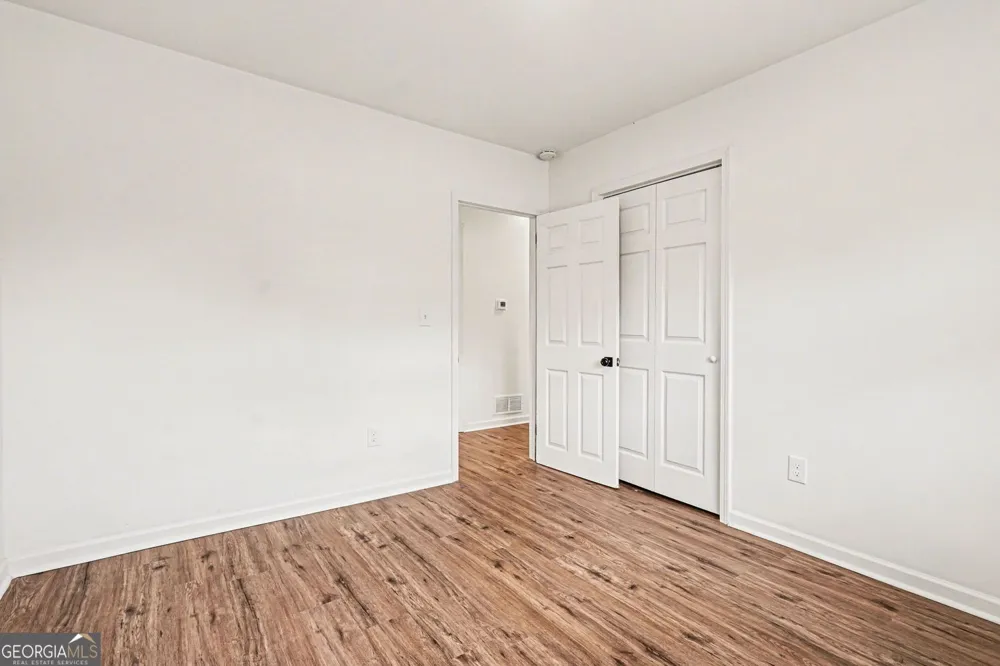 1875 Creekside CT Decatur, GA 30032