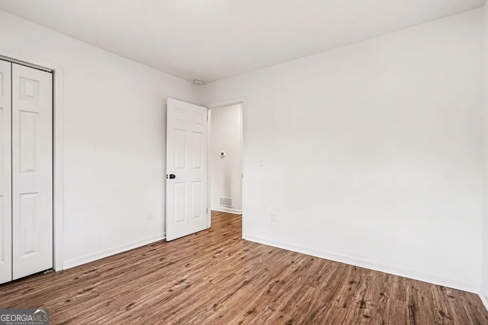 1875 Creekside CT Decatur, GA 30032