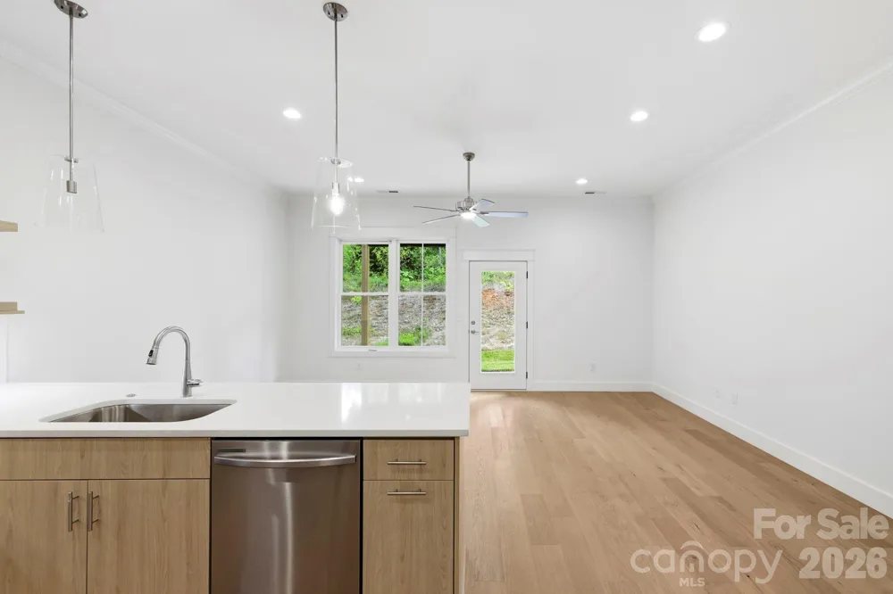 126 Collin Place #36 Asheville, NC 28804