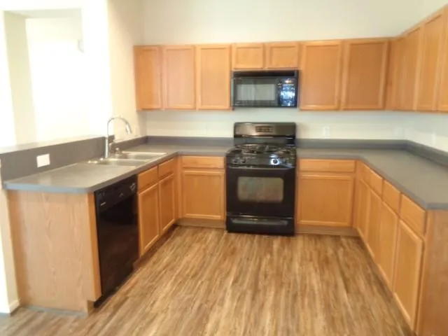 2831 Feather Green Trail Fresno, TX 77545