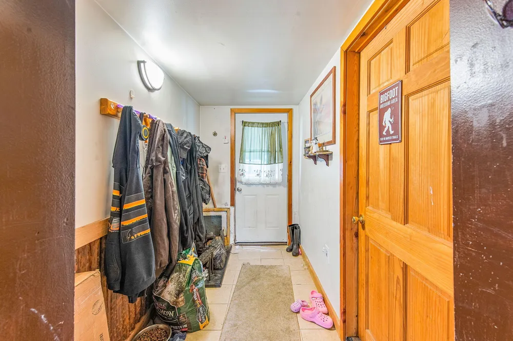 10055 8 Mile Road Evart, MI 49631