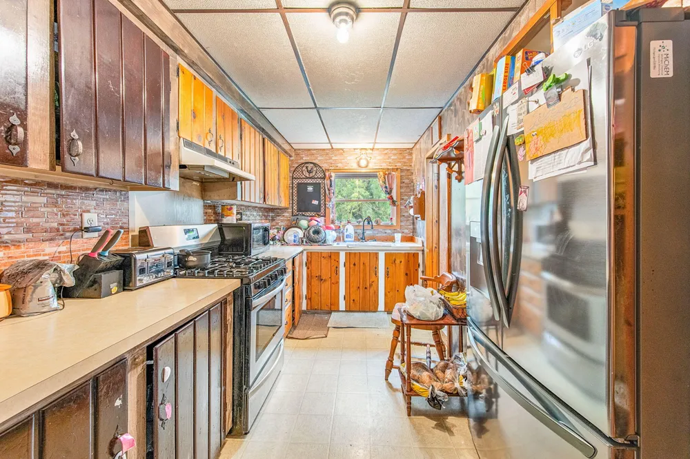 10055 8 Mile Road Evart, MI 49631