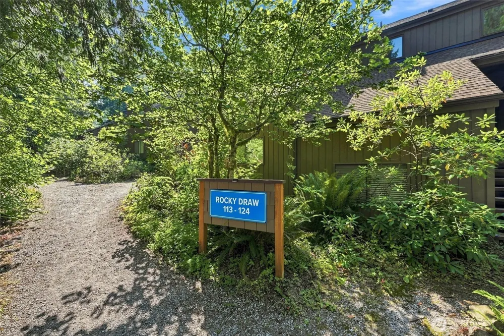 10500 Mt Baker Highway #119 Glacier, WA 98244