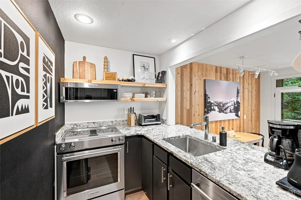 10500 Mt Baker Highway #119 Glacier, WA 98244