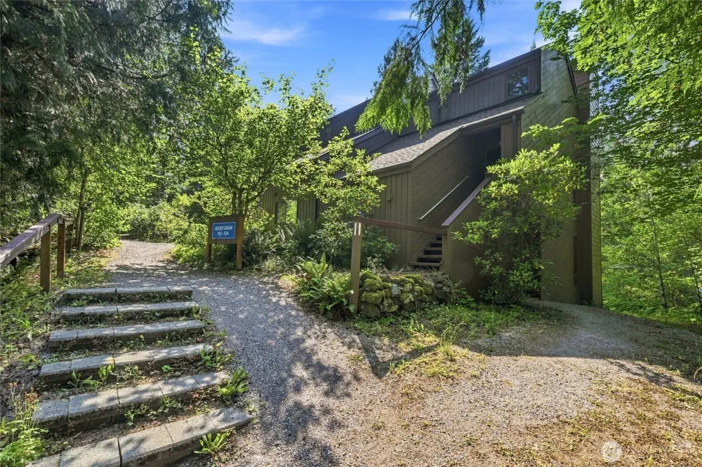 10500 Mt Baker Highway #119 Glacier, WA 98244
