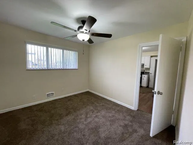 5122 W BRISTOL ROAD Flint Charter Township, MI 48507