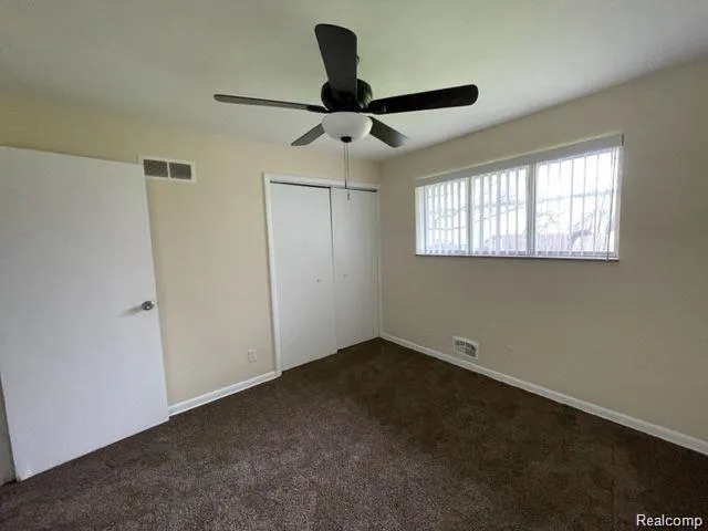 5122 W BRISTOL ROAD Flint Charter Township, MI 48507