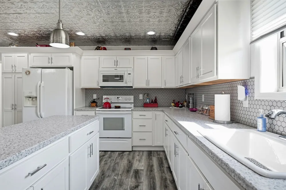 2097 Shellsford Rd McMinnville, TN 37110