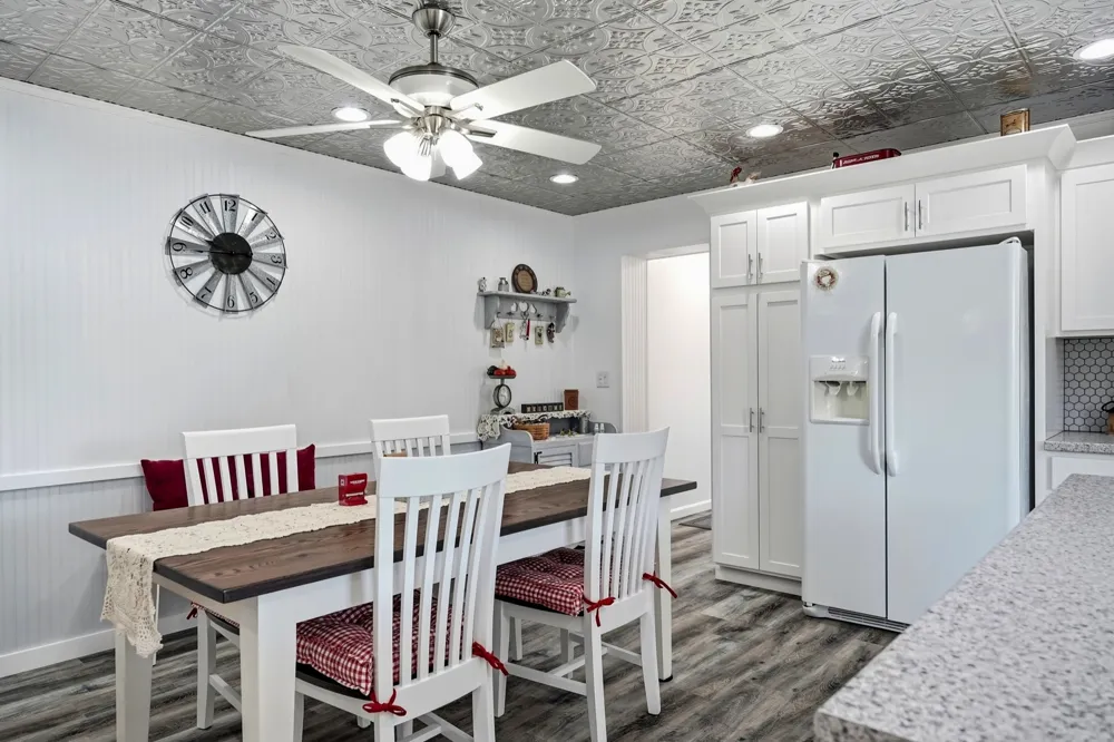 2097 Shellsford Rd McMinnville, TN 37110