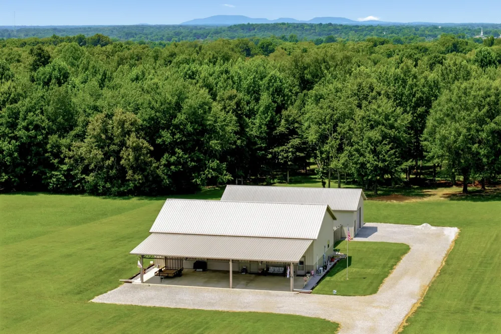 2097 Shellsford Rd McMinnville, TN 37110