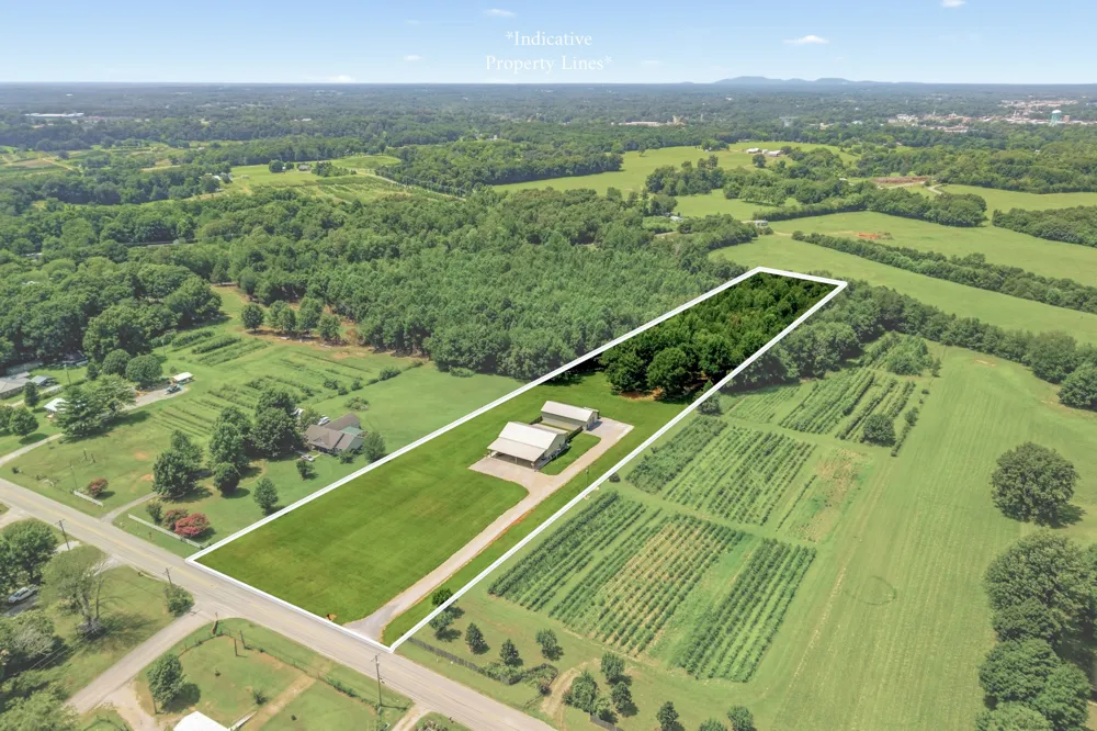 2097 Shellsford Rd McMinnville, TN 37110