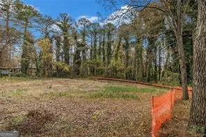 883 Mountain View DR Stone Mountain, GA 30083