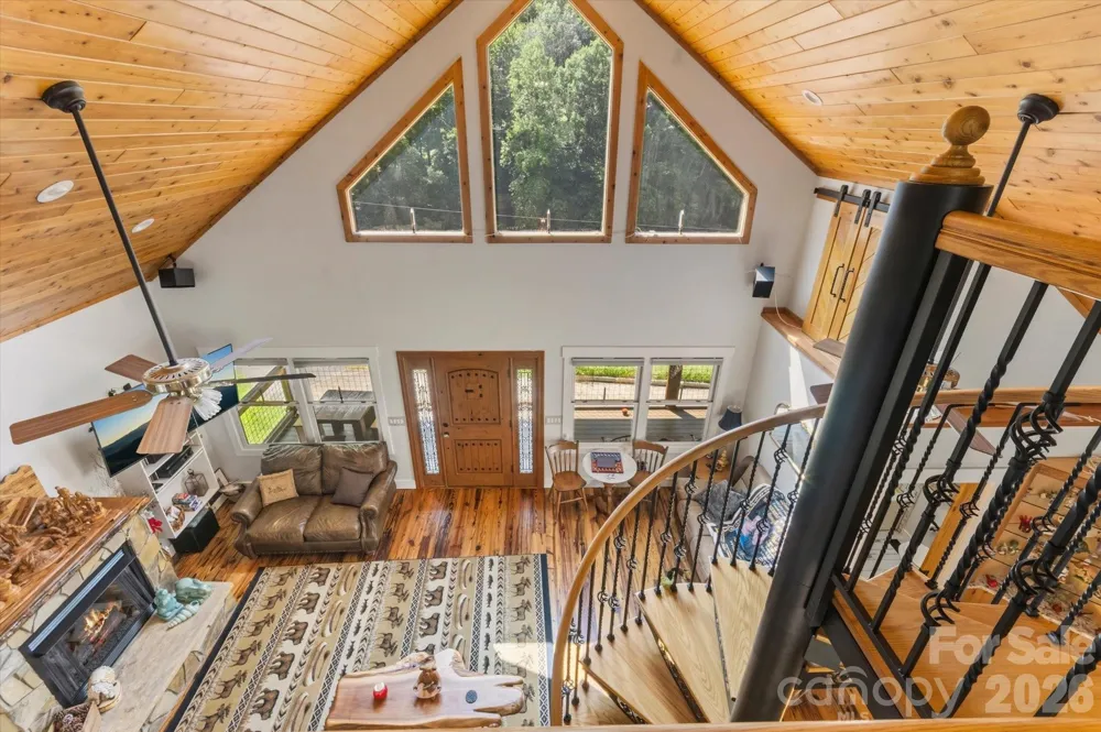 2533 Coopers Creek Road Bryson City, NC 28713