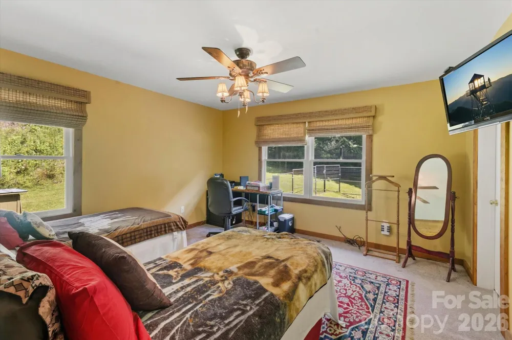 2533 Coopers Creek Road Bryson City, NC 28713