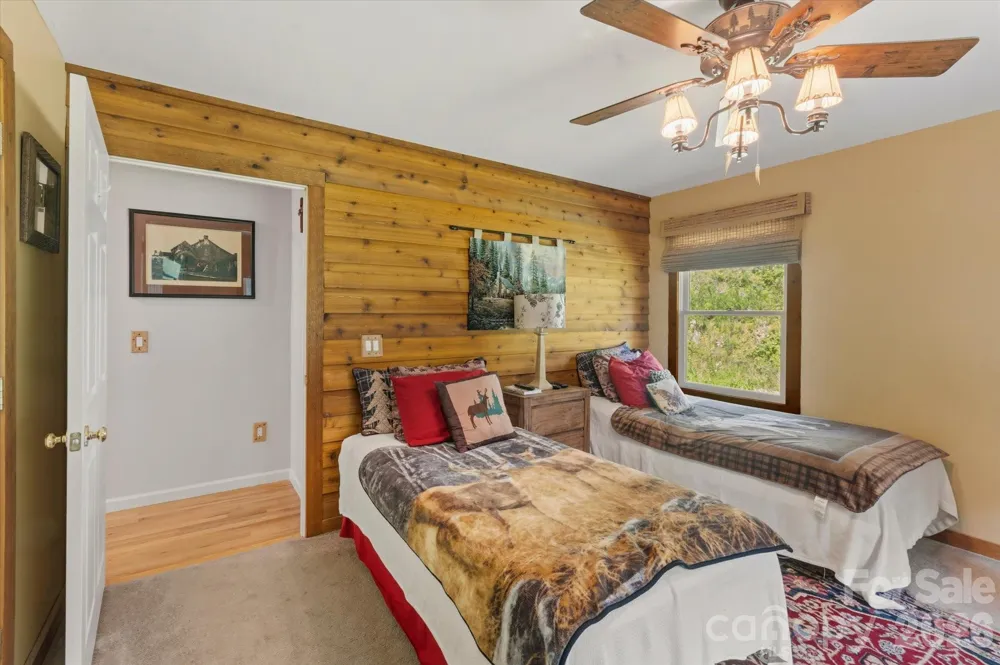 2533 Coopers Creek Road Bryson City, NC 28713
