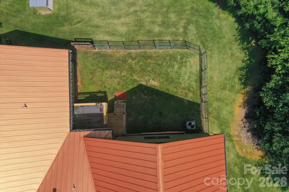 2533 Coopers Creek Road Bryson City, NC 28713