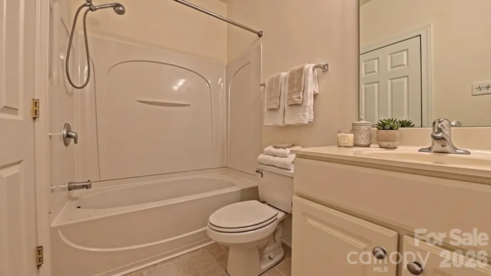 6419 Park Pond Drive Charlotte, NC 28262