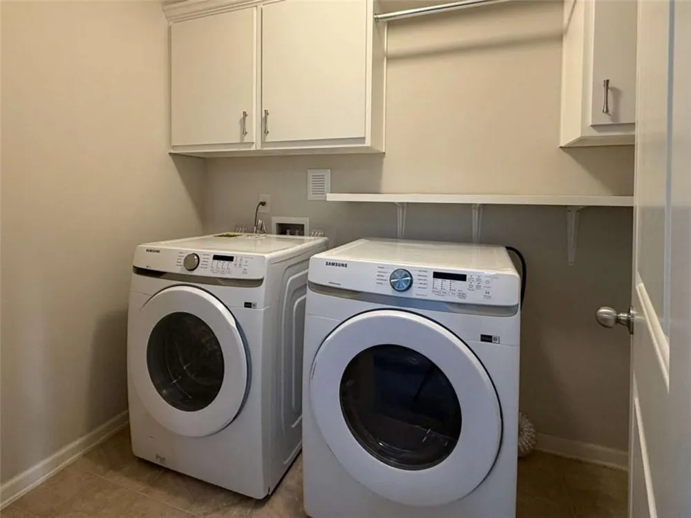 5115 Breezewood Circle Alpharetta, GA 30004