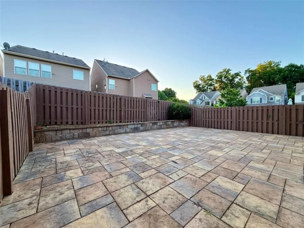 5115 Breezewood Circle Alpharetta, GA 30004