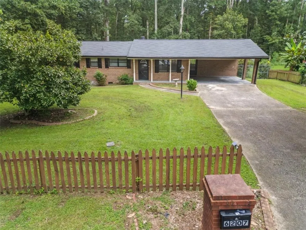 6207 Moss Drive Douglasville, GA 30135