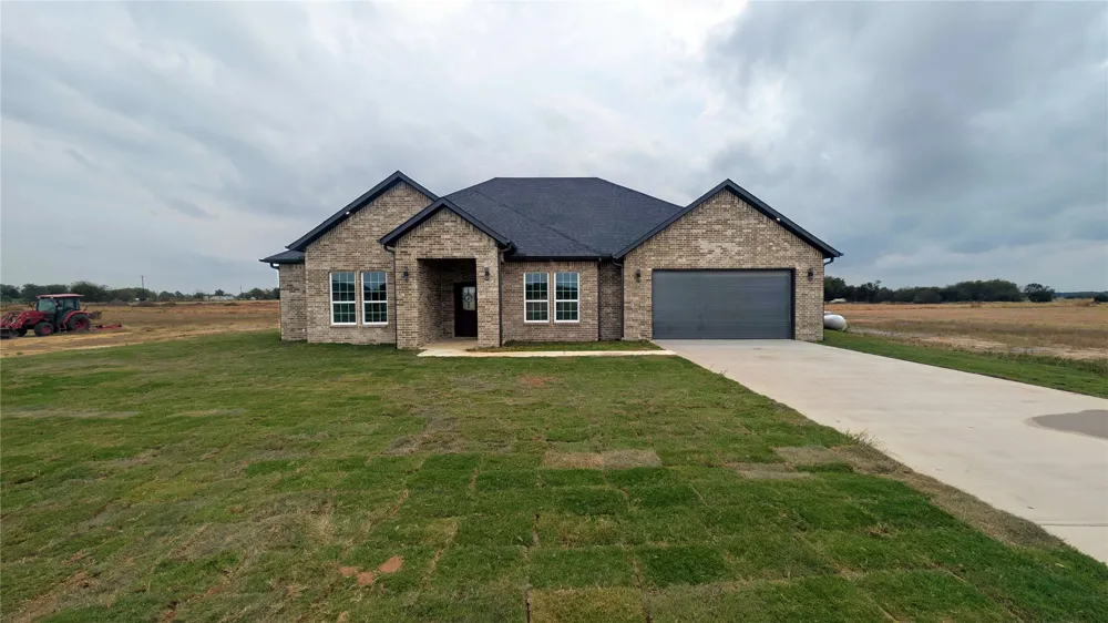 235 Private Road #5440 Point, TX 75472