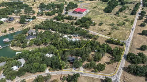 469 County Road 1743