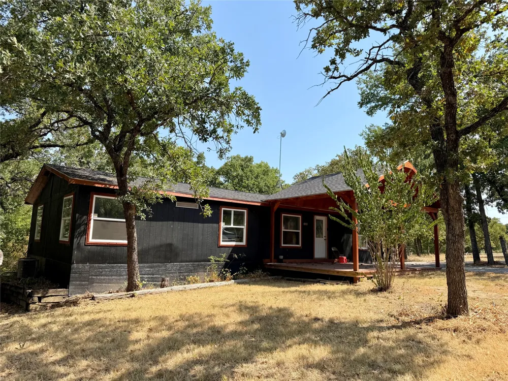 469 County Road 1743 Chico, TX 76431