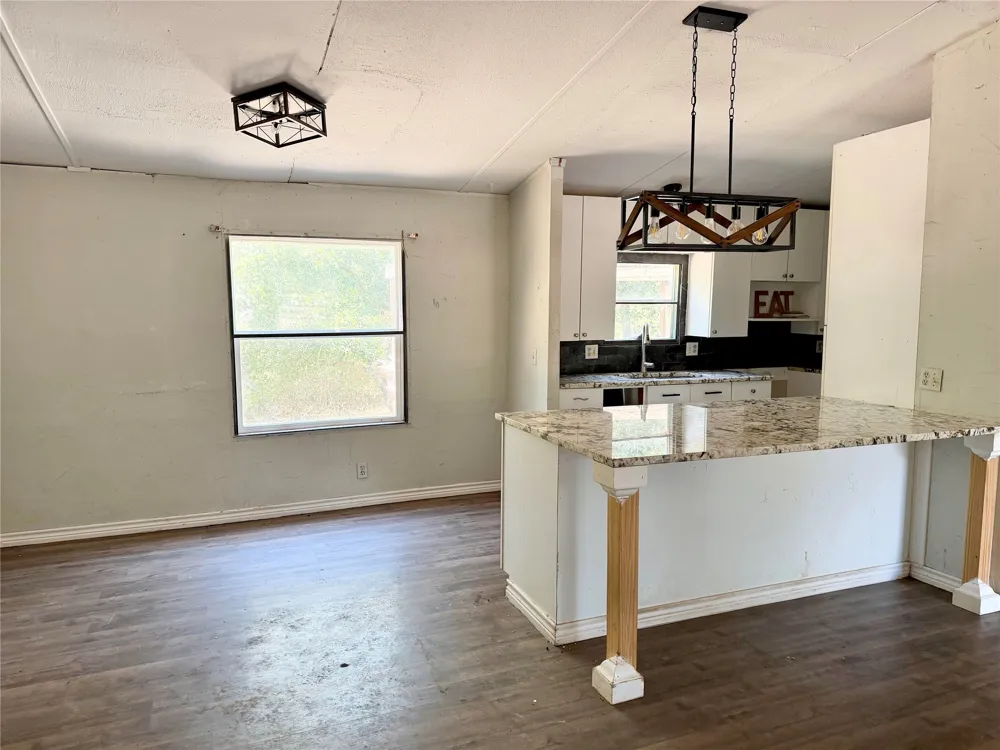 469 County Road 1743 Chico, TX 76431