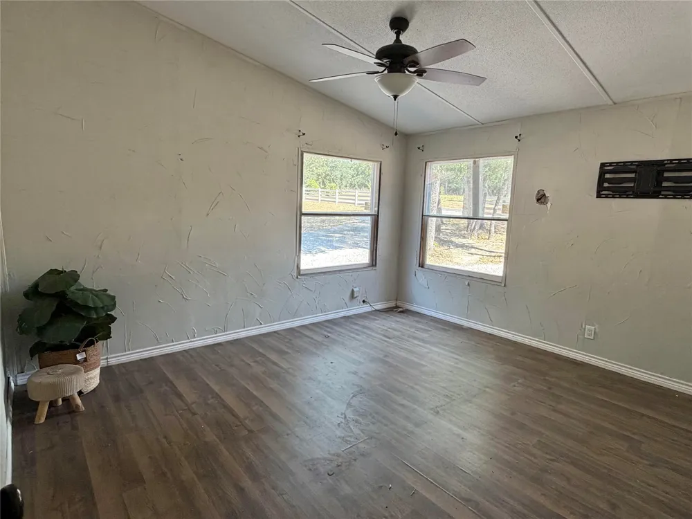 469 County Road 1743 Chico, TX 76431