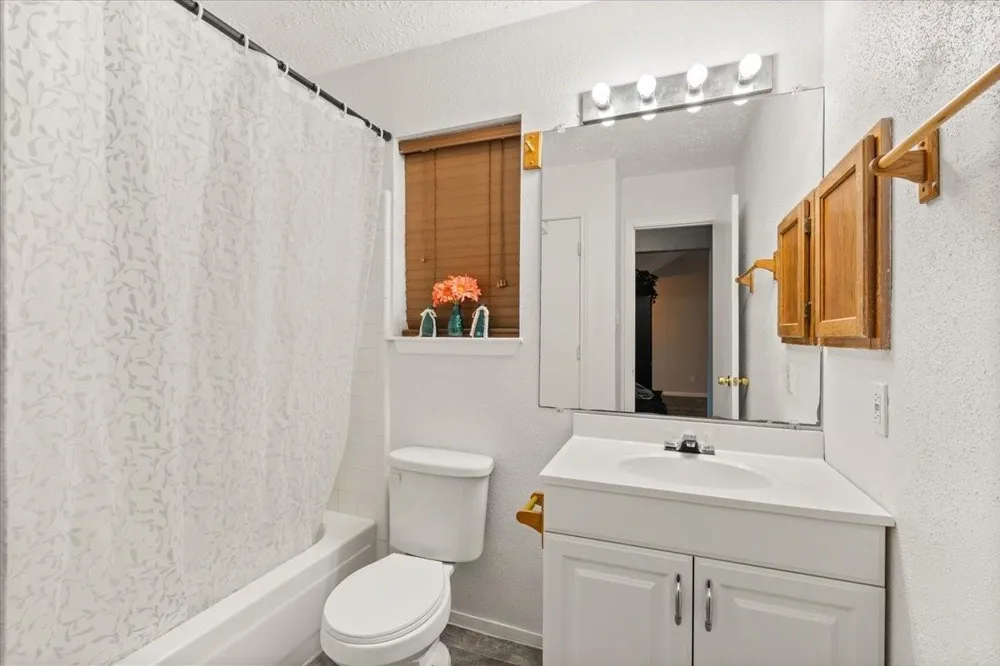 1814 Wildwood Drive Deer Park, TX 77536