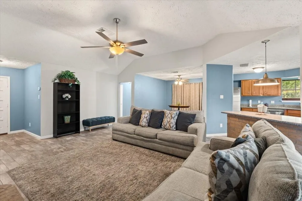 1814 Wildwood Drive Deer Park, TX 77536