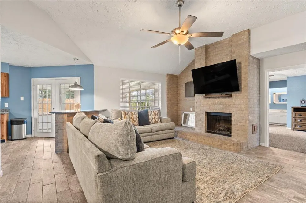 1814 Wildwood Drive Deer Park, TX 77536