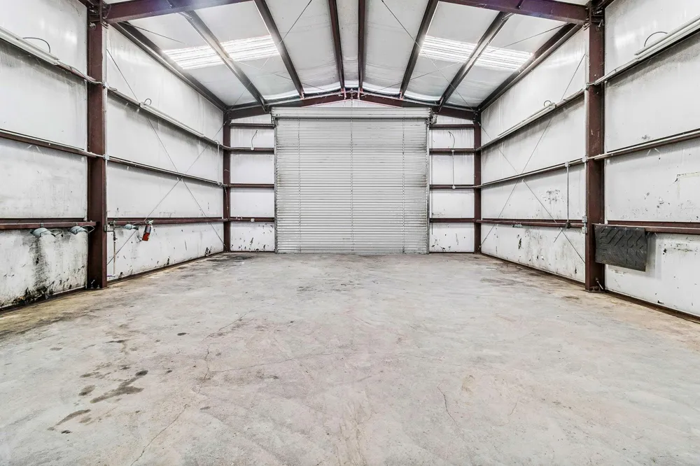 11940 Us Hwy 59 N Livingston, TX 77352