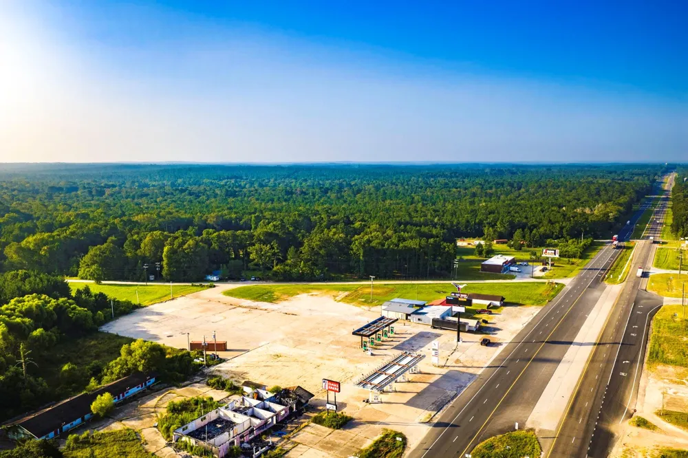 11940 Us Hwy 59 N Livingston, TX 77352