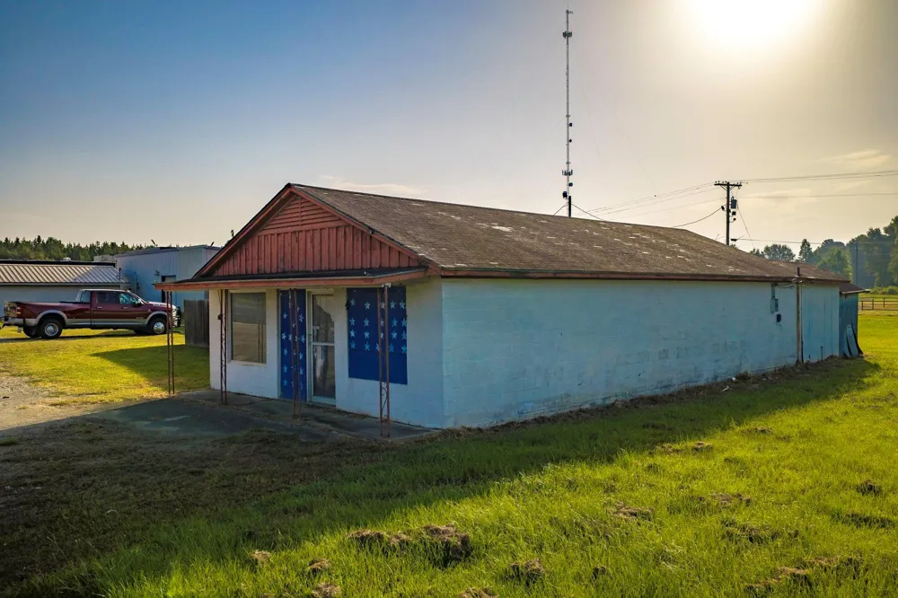 11940 Us Hwy 59 N Livingston, TX 77352