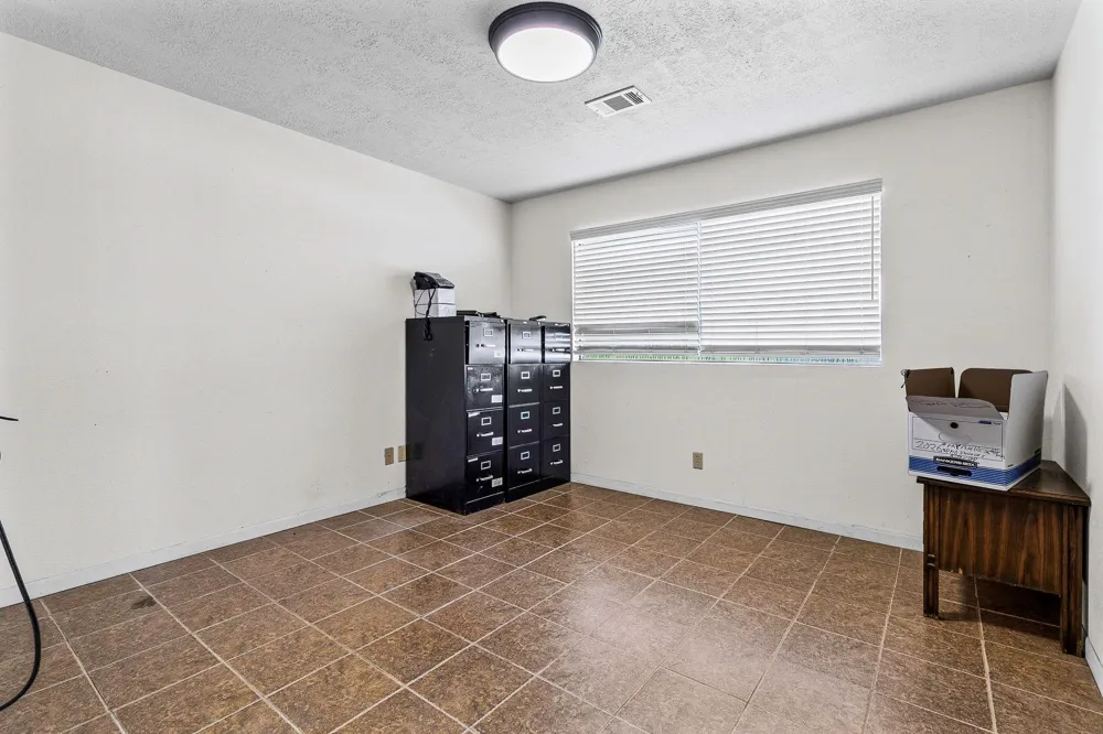 11940 Us Hwy 59 N Livingston, TX 77352