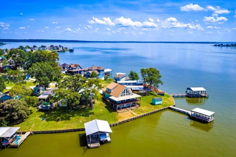 578 Dove Island
