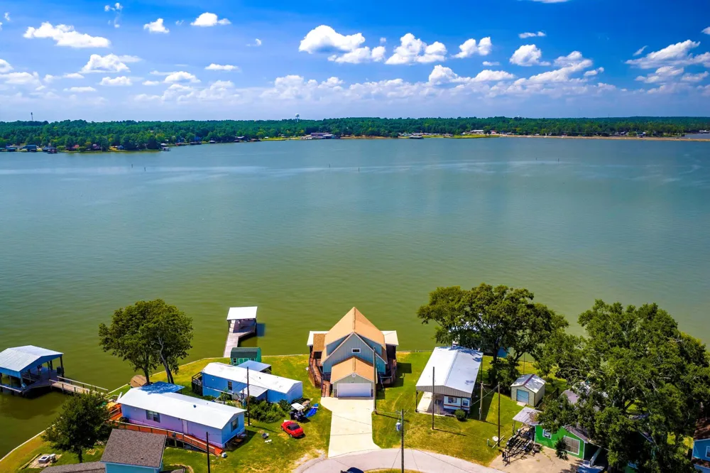 578 Dove Island Livingston, TX 77351