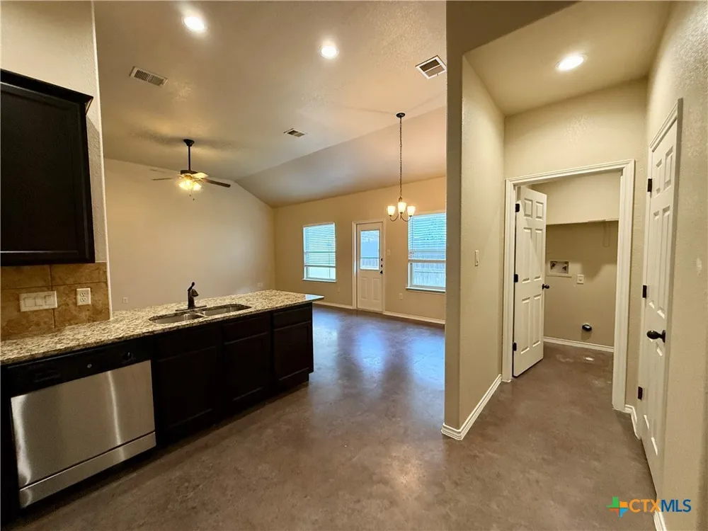 424 Jack Rabbit Lane #A Buda, TX 78610
