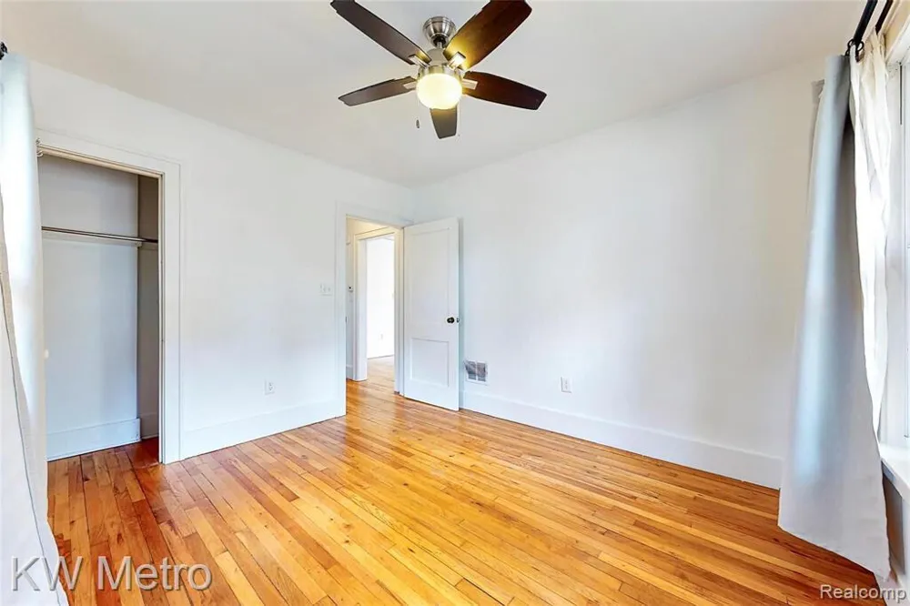 865 W Marshall Street Ferndale, MI 48220