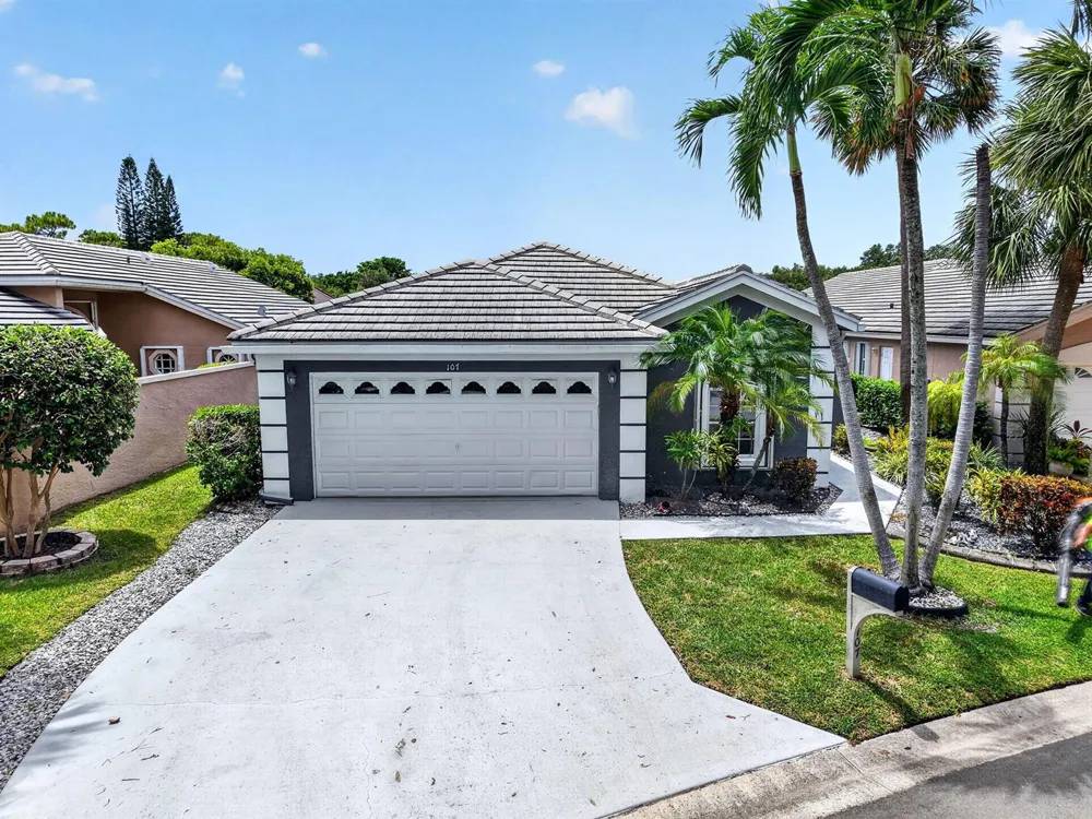 107 Harbor Lake Circle 
