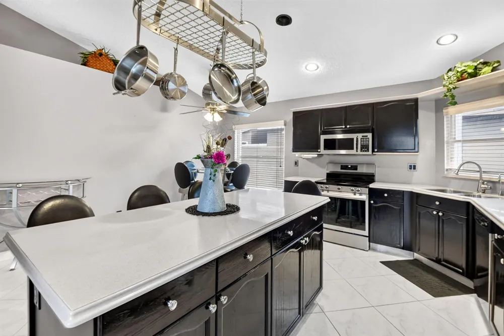107 Harbor Lake Circle 
