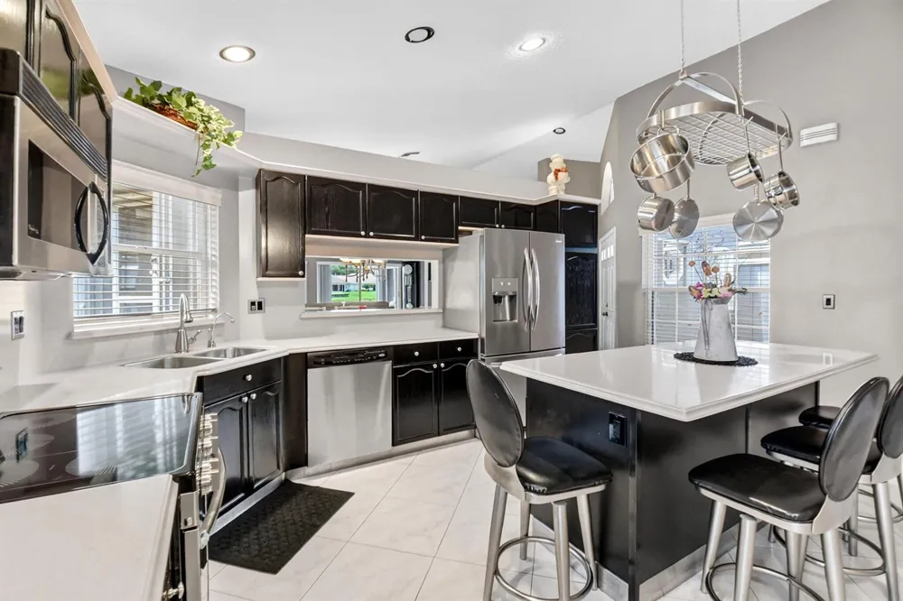 107 Harbor Lake Circle 