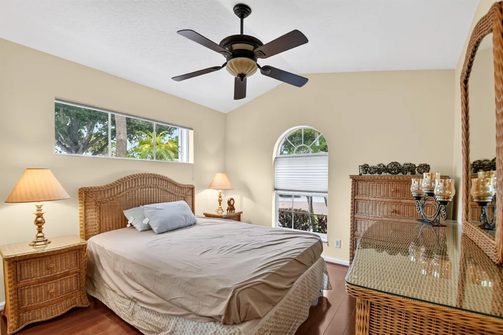 107 Harbor Lake Circle 