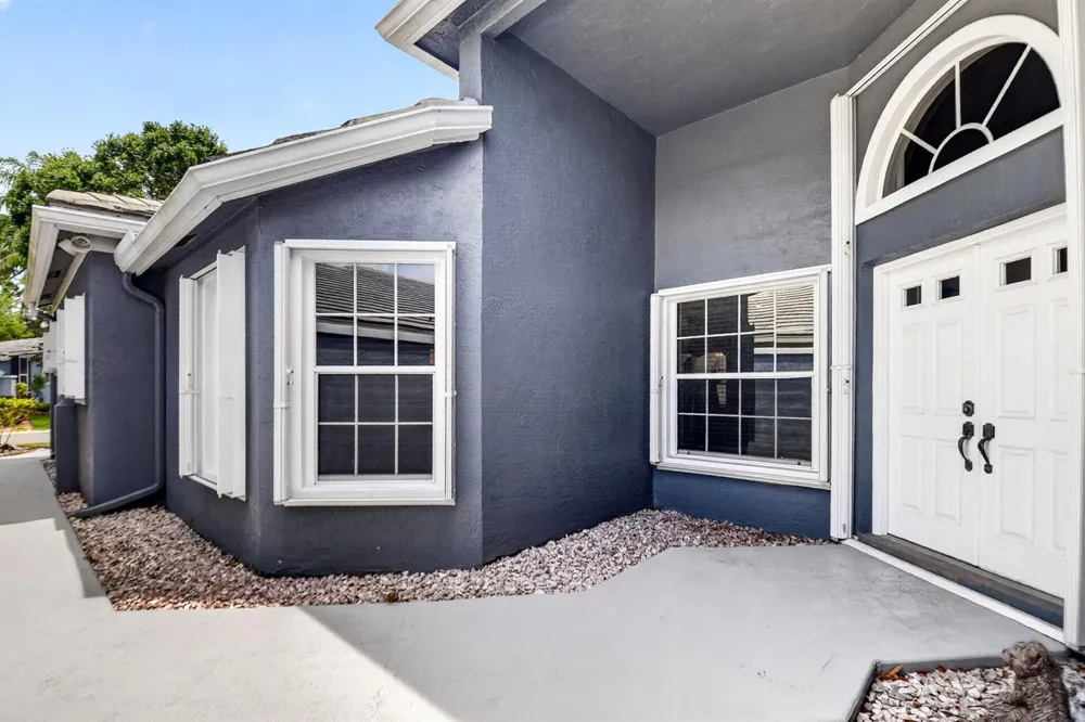 107 Harbor Lake Circle 