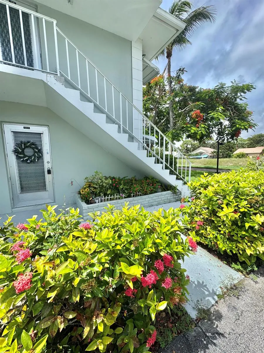2660 SW 22ND AVENUE #1217 Delray Beach, FL 33445