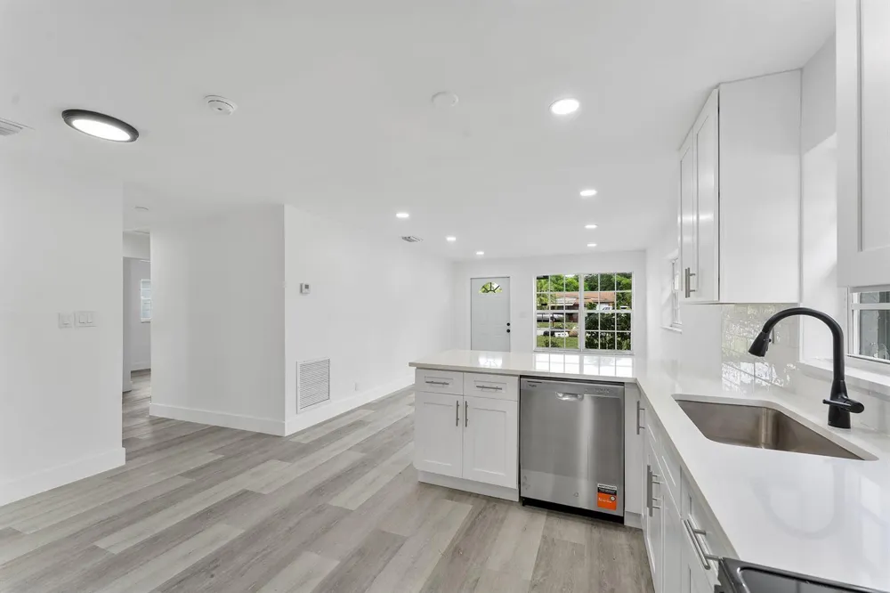 441 NW 2ND AVENUE Deerfield Beach, FL 33441